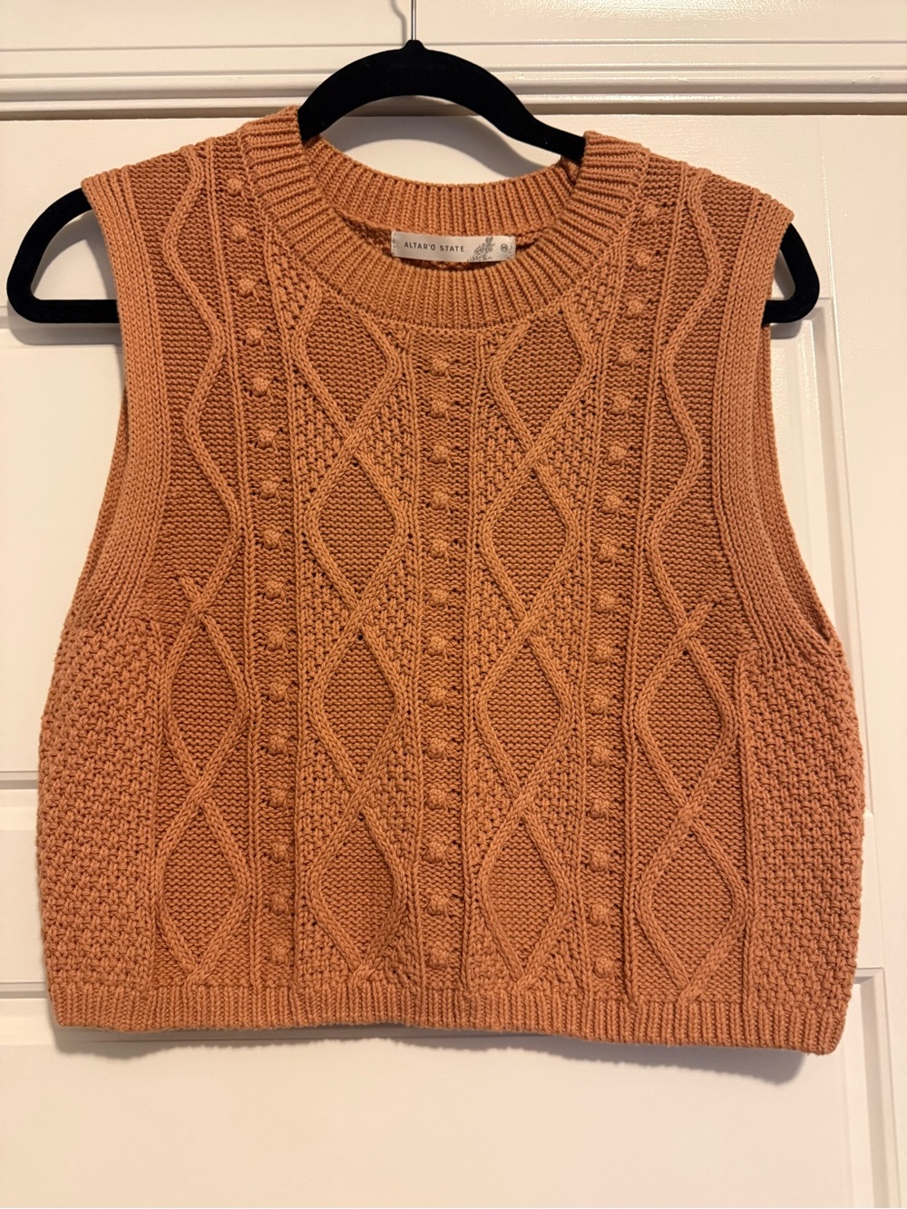 Altar'd State Women's Cable Knit Sleeveless Sweater - apricot